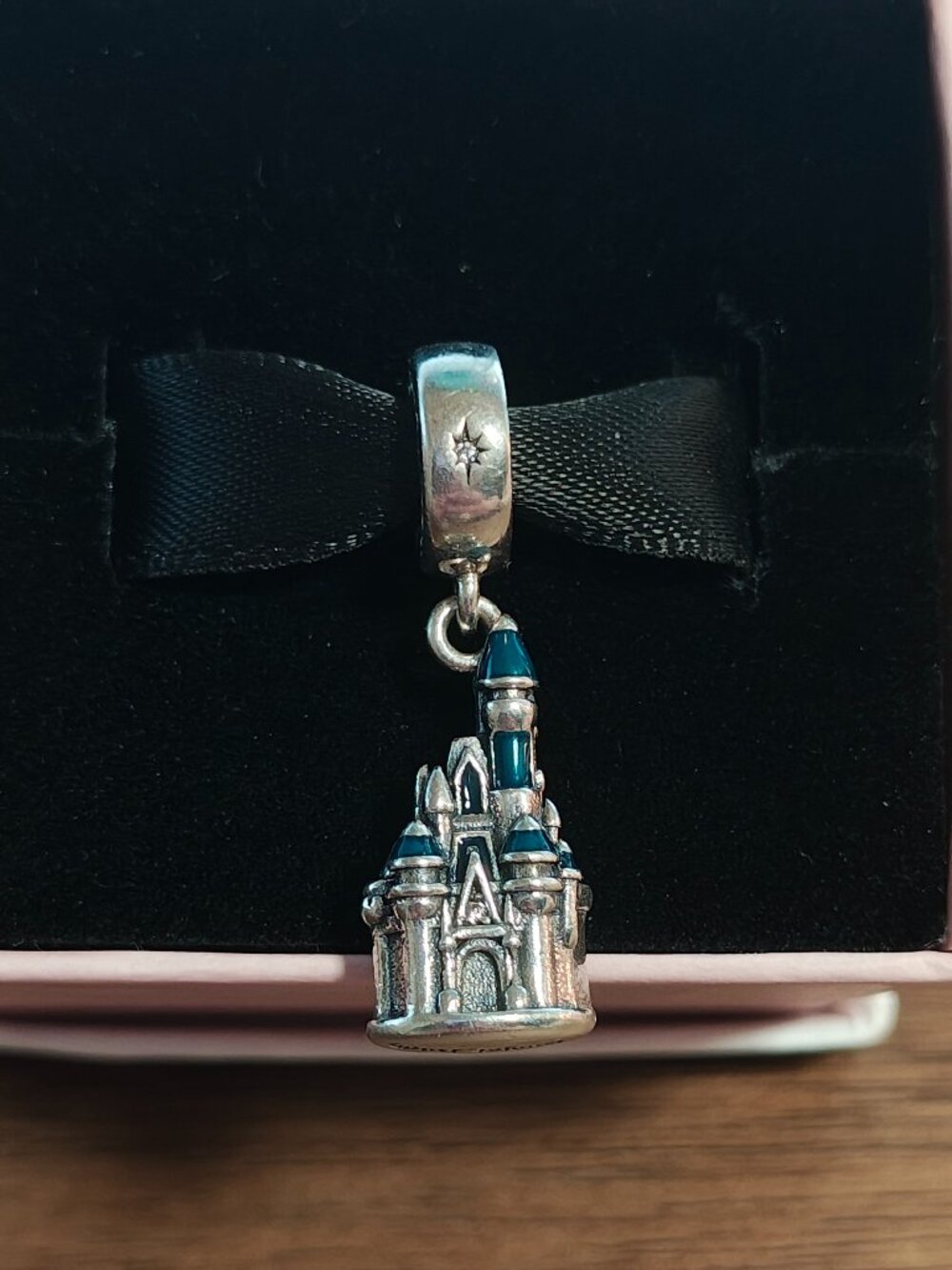 Authentic Pandora Disney Parks Cinderella Castle Charm Sterling Retired Exclusiv
